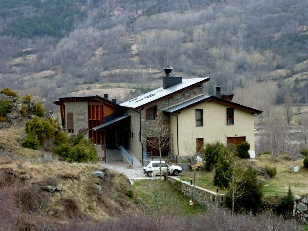 La Llardana Guest House Benasque Luaran gambar