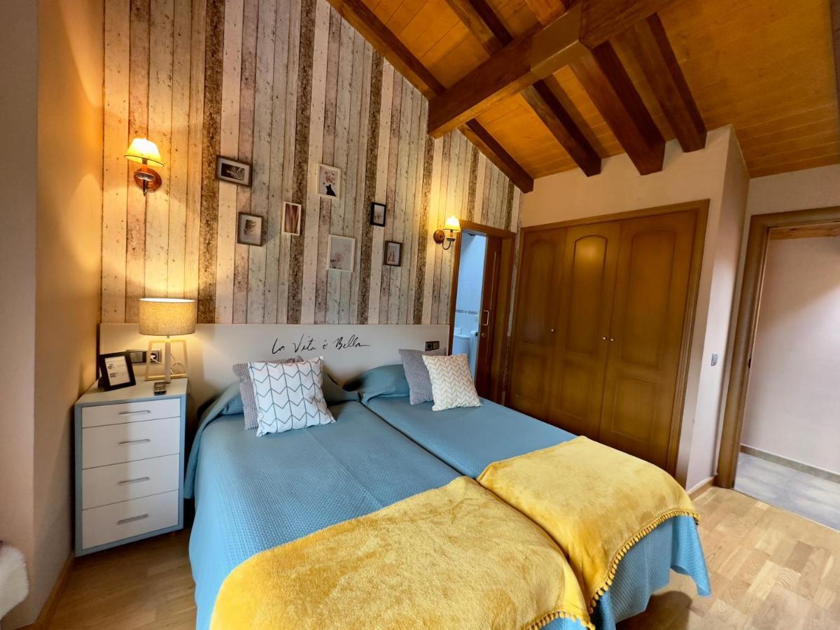 La Llardana Guest House Benasque Luaran gambar