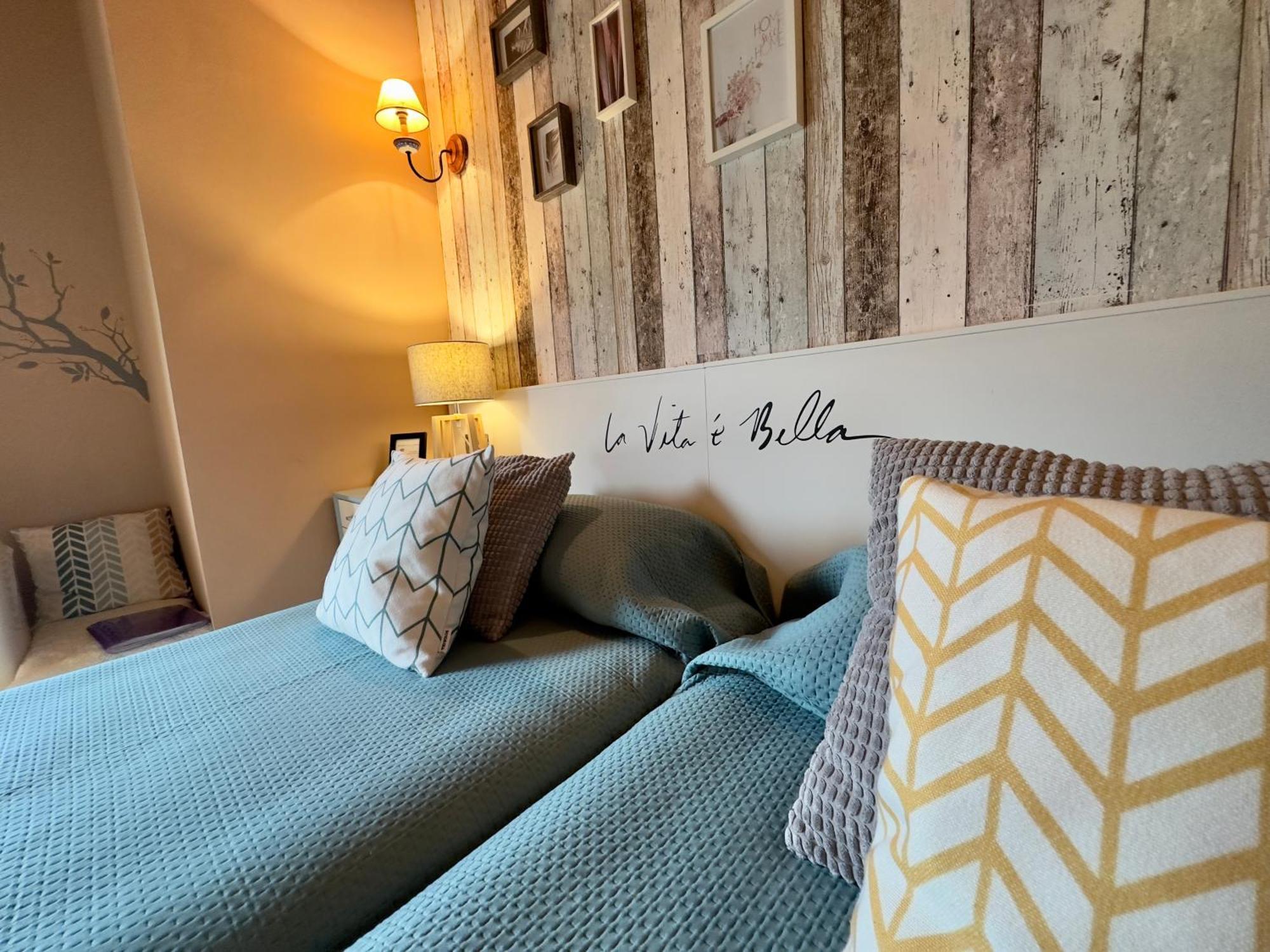 La Llardana Guest House Benasque Luaran gambar