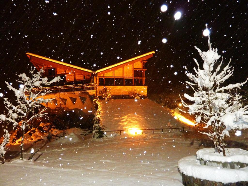 La Llardana Guest House Benasque Luaran gambar
